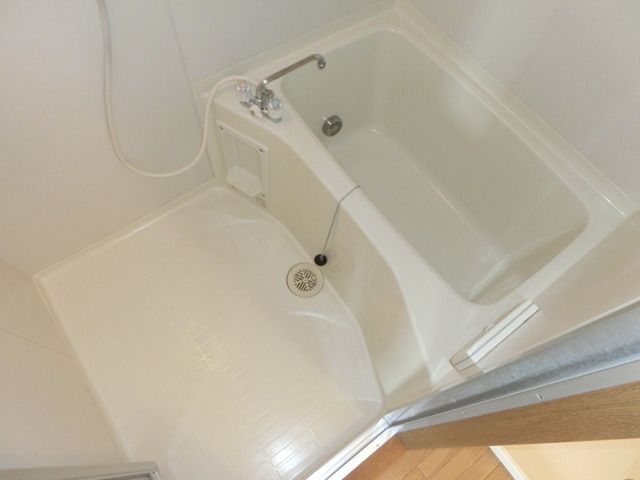 バス・シャワールーム　※反転タイプです