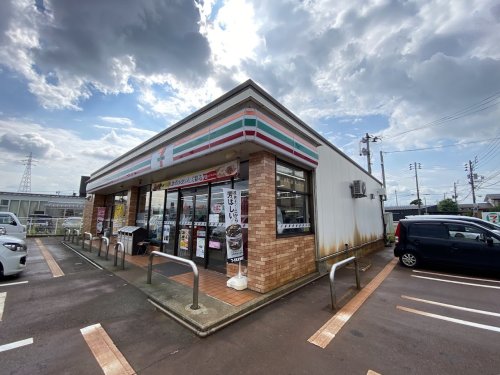 コンビニ　セブンイレブン宮内駅前通り（コンビニ）まで403m