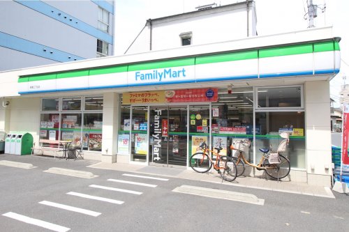 コンビニ　ファミリーマート板橋3丁目店（コンビニ）まで169m