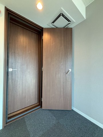 その他部屋・スペース　室内の扉は2重防音扉になっています