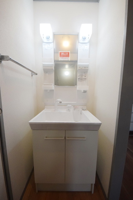 洗面設備　～ハミガキ、ハミガキ～