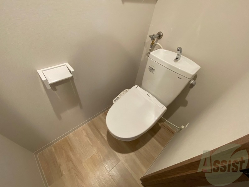 トイレ　トイレです。ウォシュレット付を探している方、おすすめです