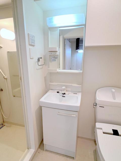 洗面設備　同仕様