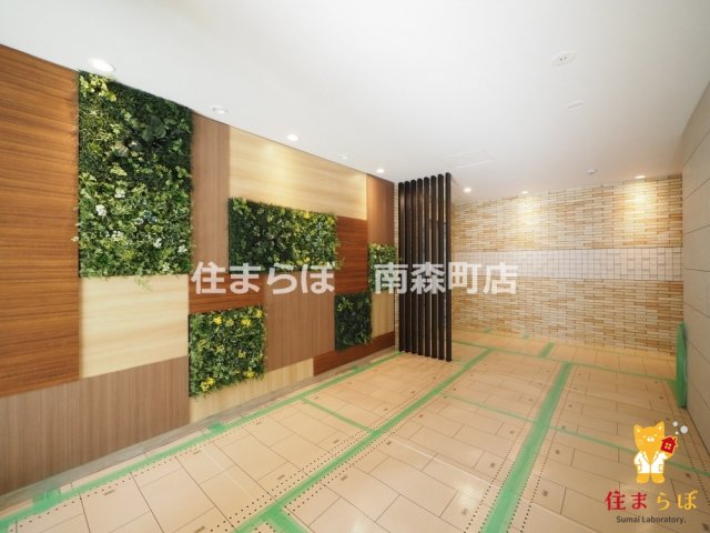 エントランス　共用部の印象も大切に