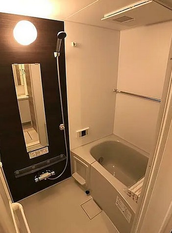 バス・シャワールーム　風呂