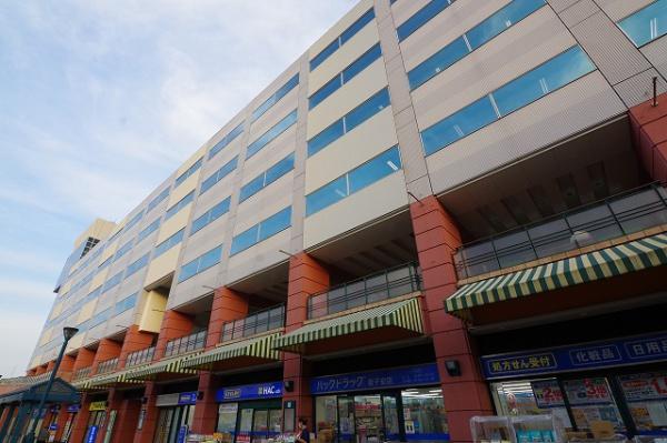 ショッピングセンター　オルトヨコハマ（ショッピングセンター）まで991m