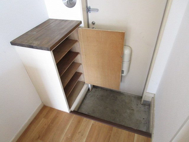 玄関　シューズボックス