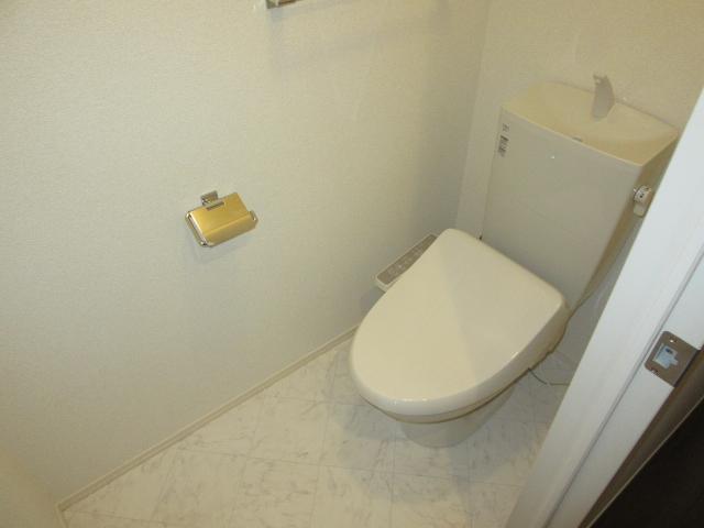 トイレ　清潔感のあるトイレです。