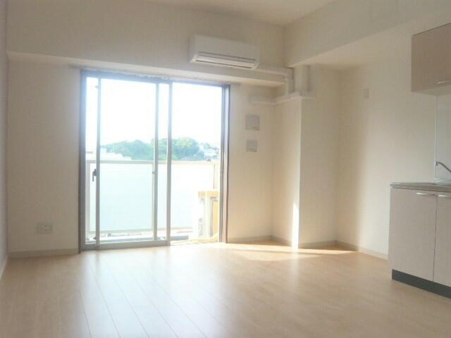 居室・リビング　?