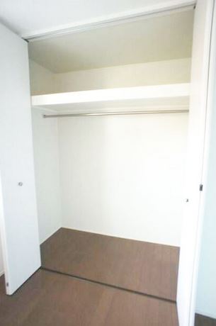 収納　★ハンガーラック付き収納★