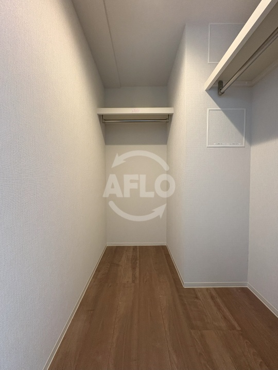 収納　IBCResidenceWest　ウォークインクローゼット