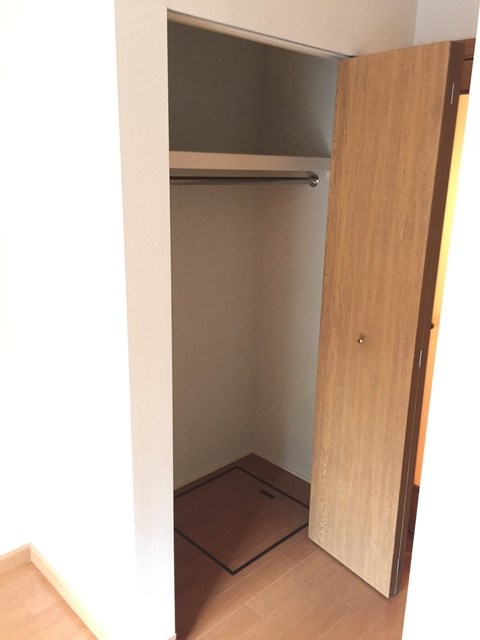 収納　クローゼット