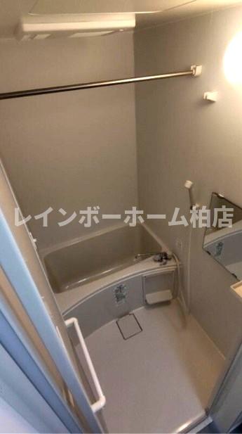 バス・シャワールーム　日々の疲れを癒すお風呂付です