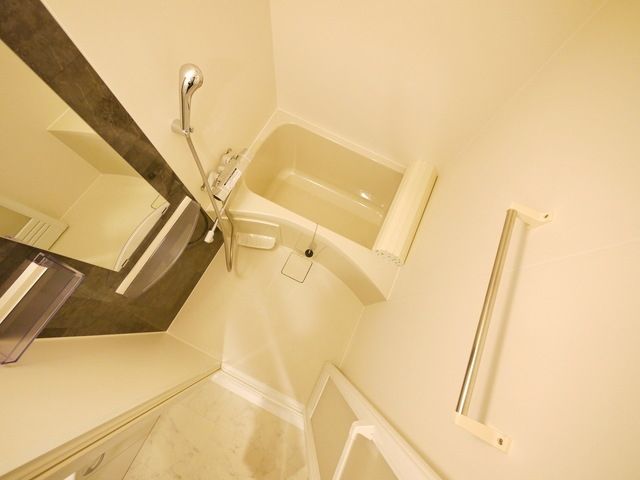 バス・シャワールーム　反転タイプです