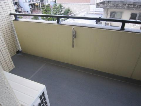バルコニー　ベランダ
