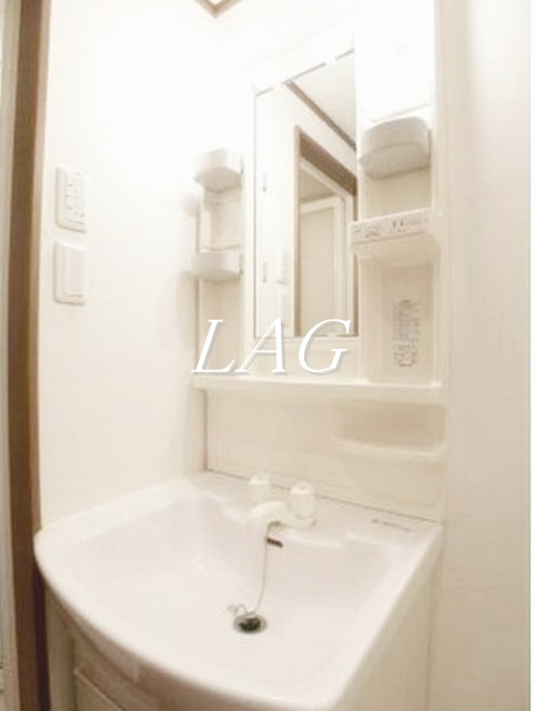 洗面設備　洗面台です。