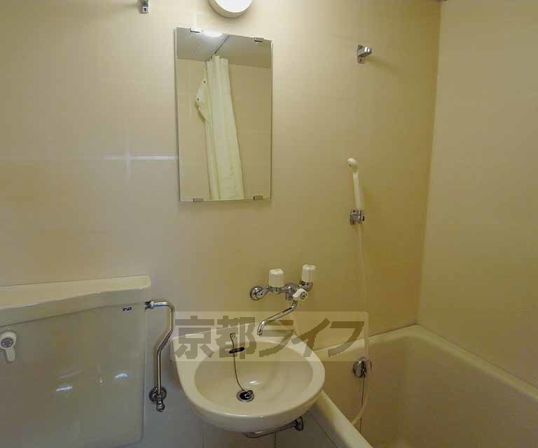 洗面設備　ＵＢの洗面台