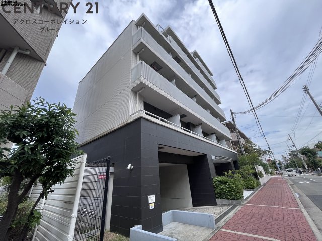 建物外観　オートロック・防犯カメラ付きで安心です！