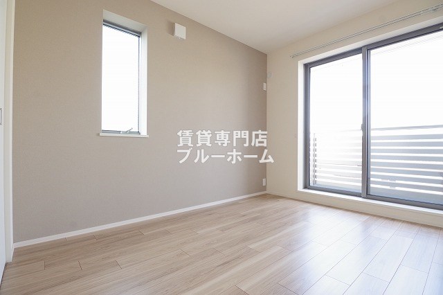 その他部屋・スペース　5.5帖の広い洋室です！