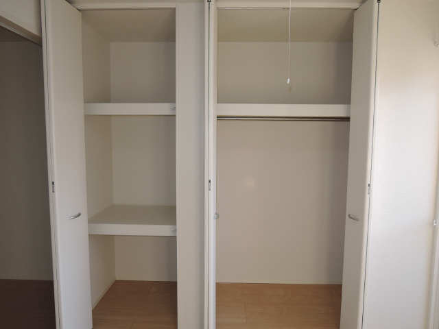 トイレ　温水洗浄暖房便座付トイレ