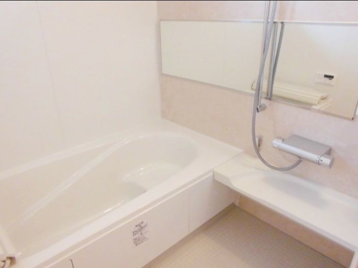 バス・シャワールーム　お問合せはタウンハウジングまで！※現地待合わせ相談可能