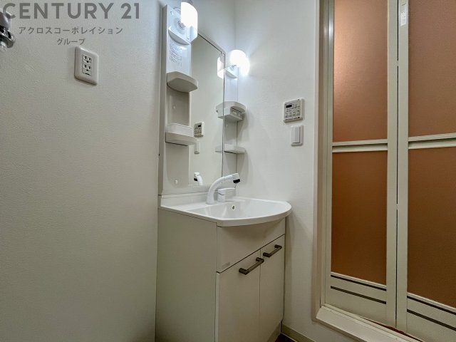 洗面設備　洗髪洗面化粧台付き♪