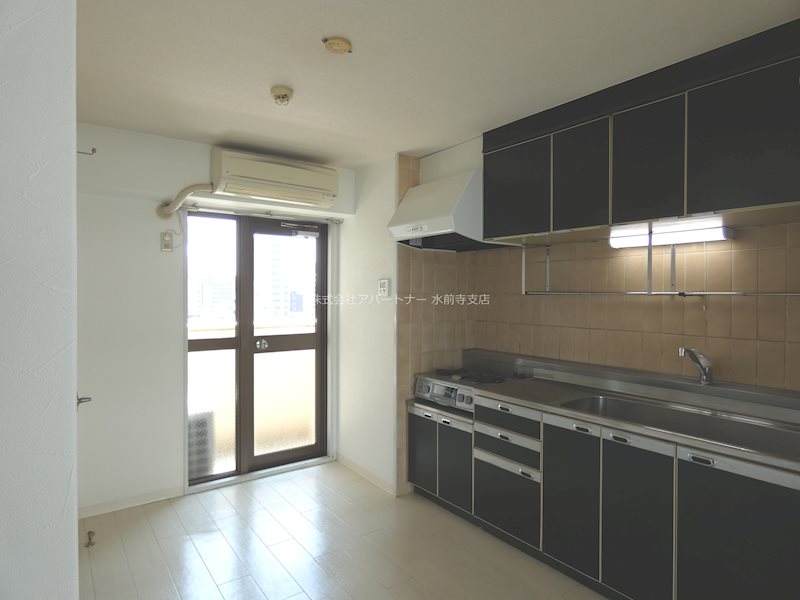 居室・リビング　広々したお部屋です！