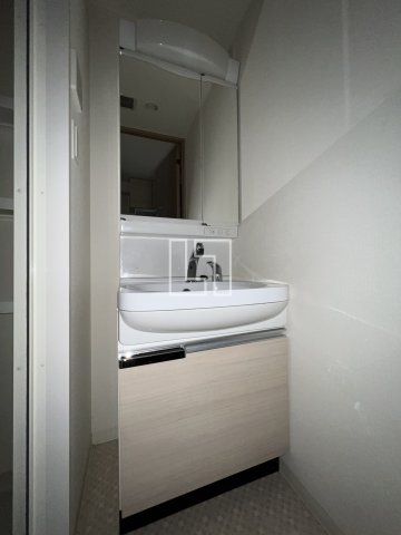 洗面設備　プレサンス本町エクストラ　独立洗面台