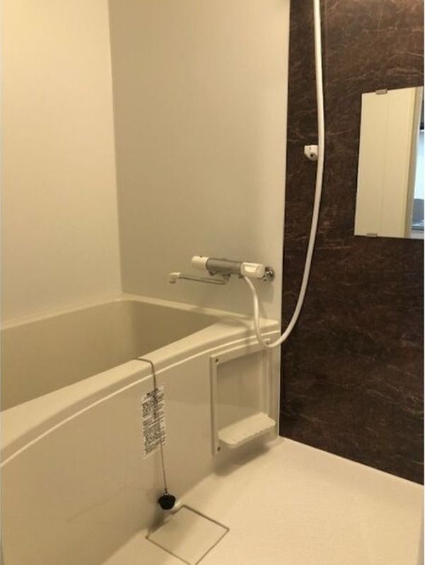 バス・シャワールーム　別号室の写真です♪