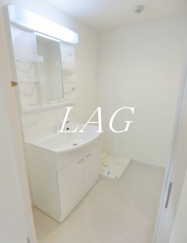 洗面設備　独立洗面台です。