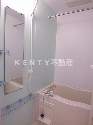 バス・シャワールーム　お風呂です