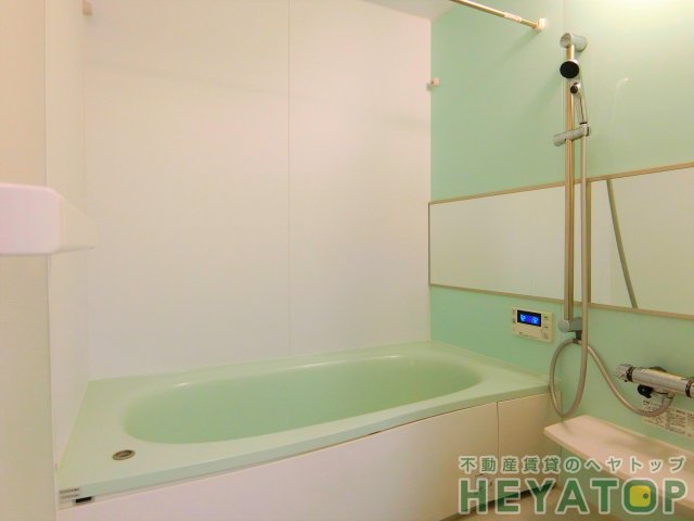 バス・シャワールーム　追焚き・浴室乾燥機付きお風呂