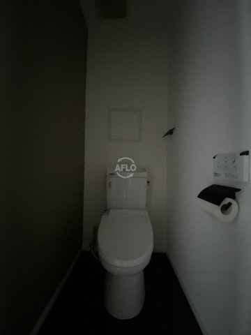 トイレ　インプルーブ天満大手通　温水洗浄便座