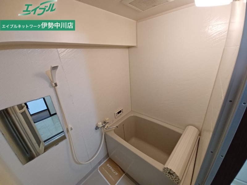 バス・シャワールーム　同物件別室の写真です