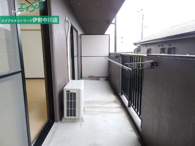 バルコニー　同物件別室の写真です