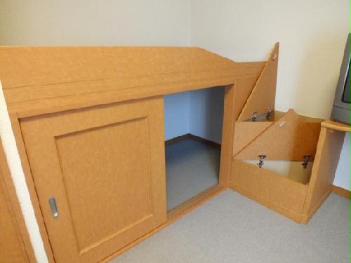 収納　ベッド下収納