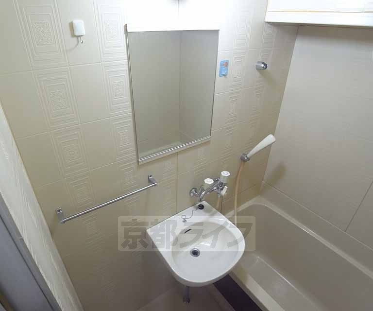 洗面設備　・お部屋探しは京都ライフまで・