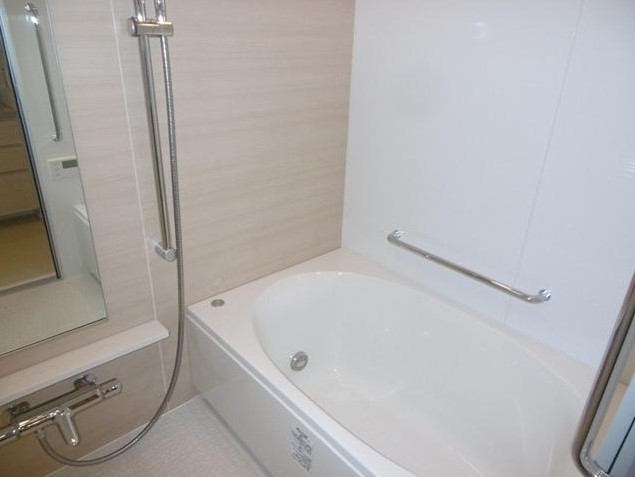 バス・シャワールーム　バス※別部屋参考写真
