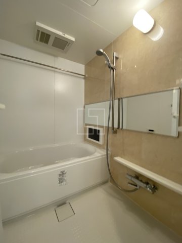 バス・シャワールーム　プレジオ難波WEST（プレジオ難波ウエスト）　浴室
