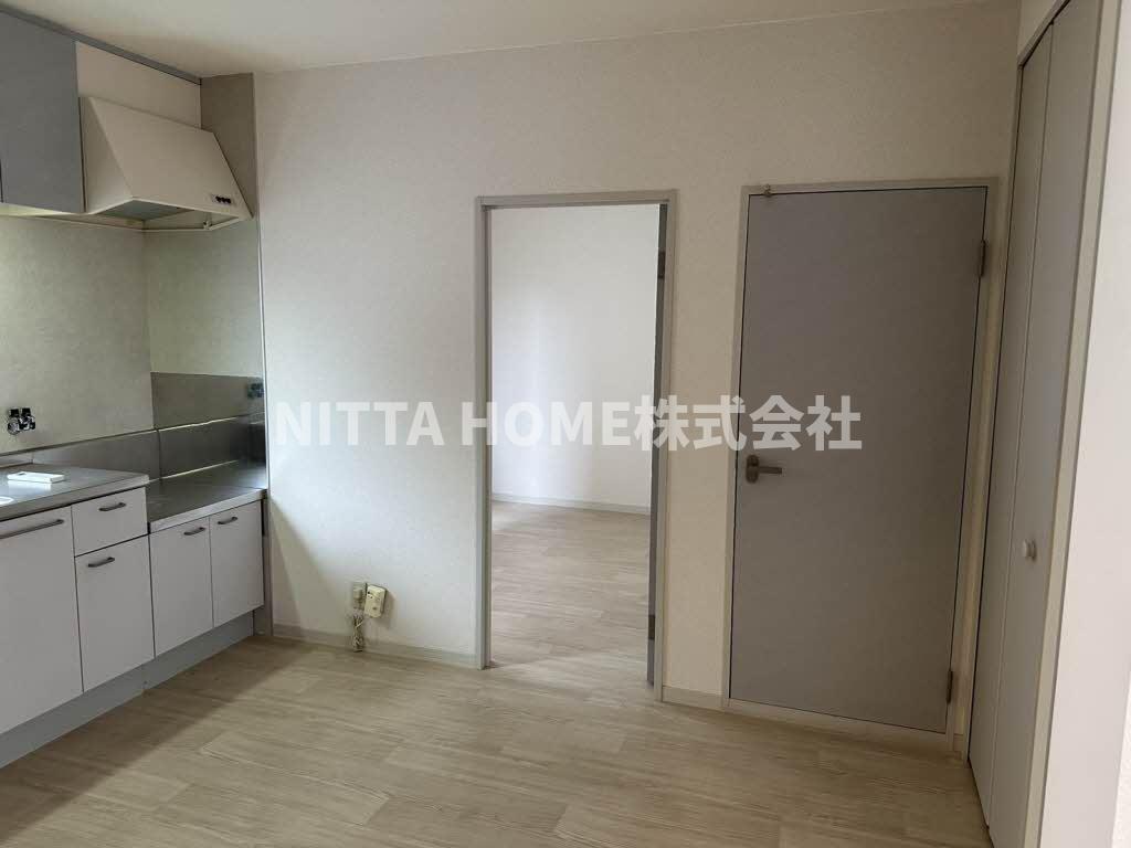 居室・リビング　１階のお部屋なので小さなお子様連れにもオススメ◎