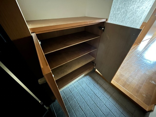 玄関　同物件別号室