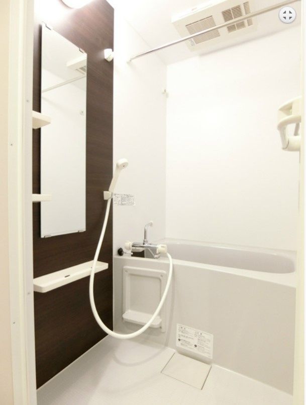 バス・シャワールーム　ゆったり過ごせるお風呂です