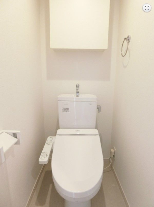 トイレ　清潔感のあるトイレです