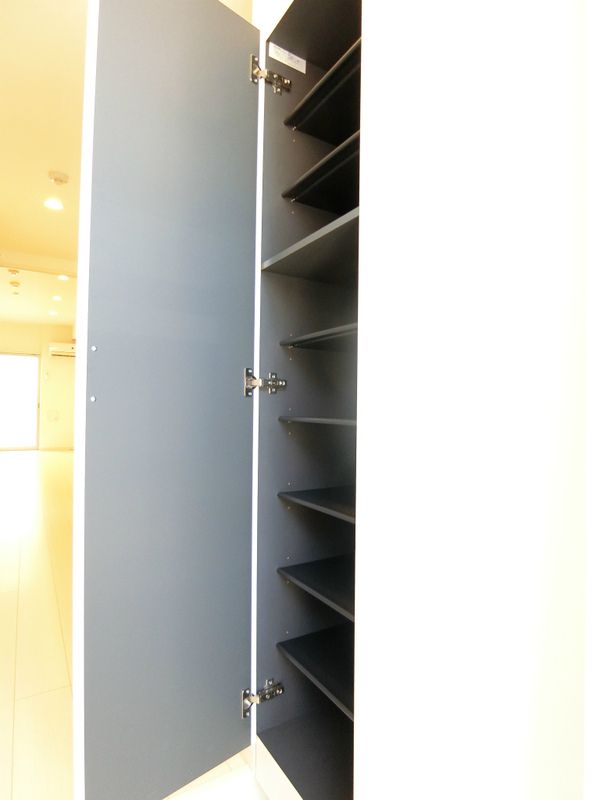 収納　シューズボックス