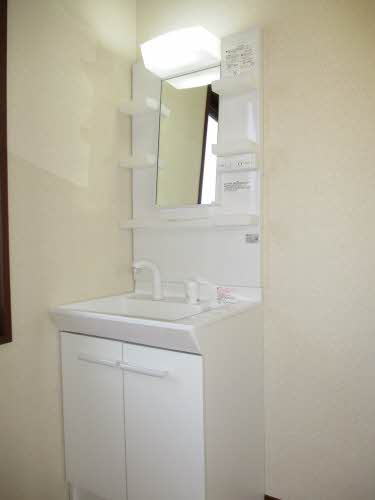 洗面設備　シャワー付洗面台♪