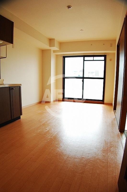 居室・リビング　グランファミールさくらがわ　リビング