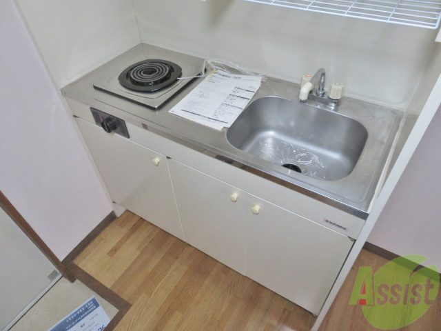 キッチン　キッチンは使いやすいサイズ感になっていますね。