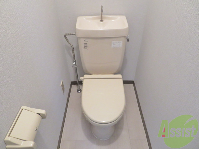 トイレ　トイレはウォッシュレット付きなので嬉しいですね。