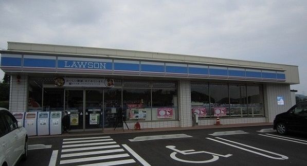 コンビニ　ローソン松江鹿島店（コンビニ）まで650m