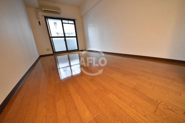 居室・リビング　エスリード堂島　洋室